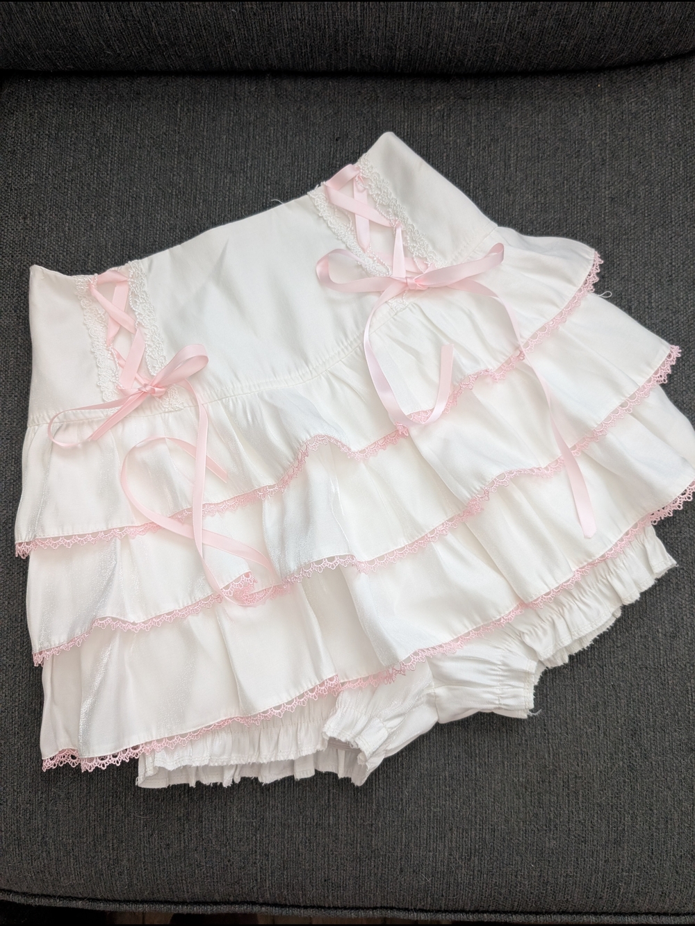 Girls White Pink Ruffle Lace Bow Skort Size 1 Coquette Balletcore